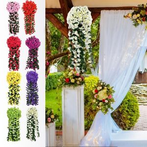 Flores decorativas Textura realista artificial Enredaderas estéticas Amplias aplicaciones Fácil de limpiar Mantener violetas falsas para exteriores