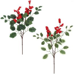 Decoratieve bloemen Kunstmatig rood fruit Bosbessenboeket Zijde nep Groene plant Simulatie Bloem Eucalyptusblad Eettafeldecoratie