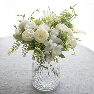 Decoratieve bloemen kunstmatige zijden roos boeket 3 koppen roze/wit/rood/gele bruid vasthouden nepbloem huis bruiloft decoratie accessoires