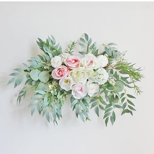 Decoratieve bloemen kunstmatige zijden roos krans muurdeur lateius bloembloem spiegel spiegel eucalyptus slinger hangende bruiloft achtergrond prop