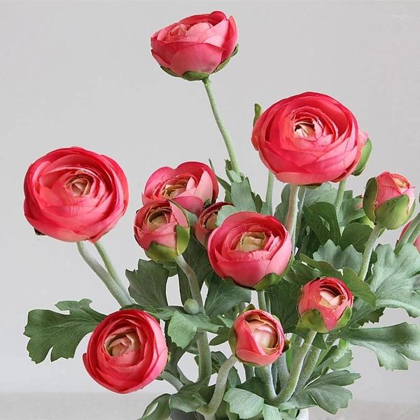 Fleurs décoratives Simulation artificielle Ranunculus avec une véritable tige de touche fausse pivoine Mariage de mariage.