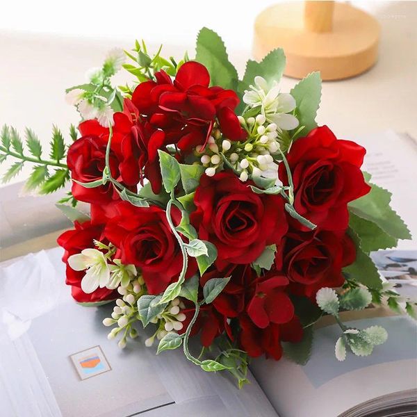 Fleurs décoratives Simulation artificielle Rose Rose French Silk Indoor Bouquets Ornements Home Decor Décoration de mariage