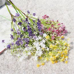 Decoratieve bloemen Kunstmatige enkele tak kleur gypsophila handsimulatie bloem nep groothandel bruids boeket bruiloft set