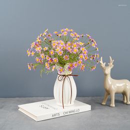 Decoratieve bloemen kunstmatige kleine maisy pastorale ins wind plastic nepbloem chrysanthemum lilac zijde