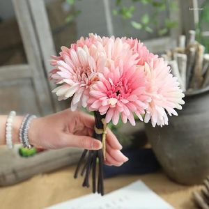 Fleurs décoratives Artificial Small Fresh Fulang Bouquet Gerbera Table de thé de tournesol Fake Silk