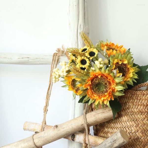 Fleurs décoratives Artificielle Petit Tournesol Mariage Bouquet De Mariée Simulation Soie Faux Fleur Home Party Living Garden Plant Décoration