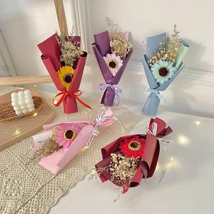 Decoratieve bloemen Kunstmatige zonnebloem boeket handheld Valentijnsdag afstudeerseizoen vriendschap Weven Flower Gift Bag