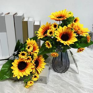 Decoratieve bloemen Kunstmatige zonnebloem realistische zijdebloemarrangement vaas krans accessoires lange stengel bruids boeket thuistafel