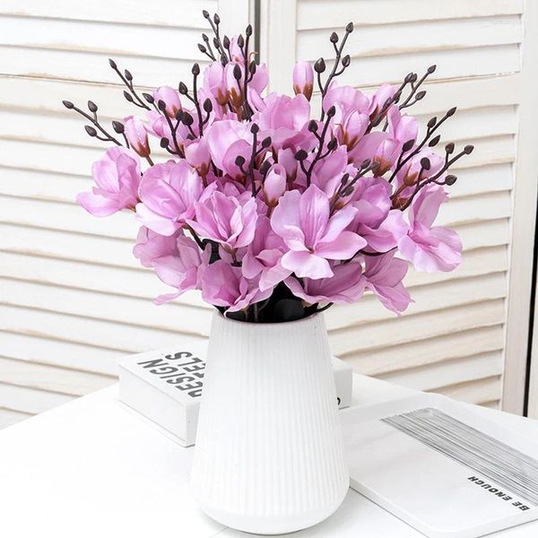 Fleurs décoratives Automne Silk Simulation artificielle Bouquet Magnolia Pographie accessoires Fake Flower Wedding Home Decoration Orchid