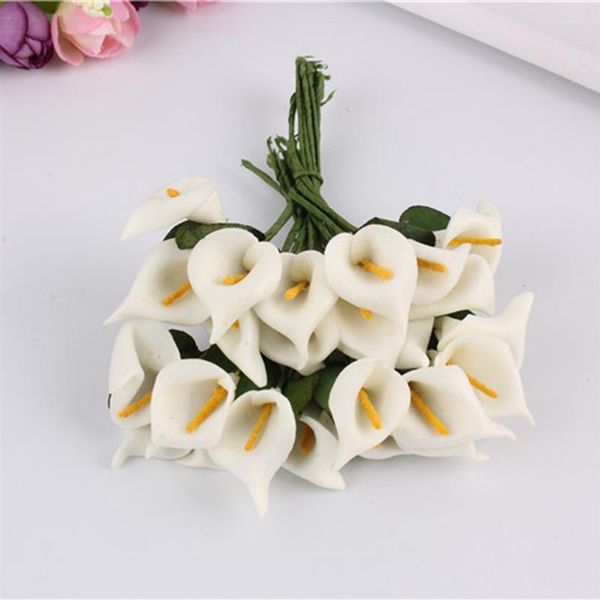 Fleurs décoratives Beau Bouquet Mini Artificielle Calla En Plastique Faux Lys Plantes Aquatiques Maison Chambre Décoration Fleur Pour La Fête Décor