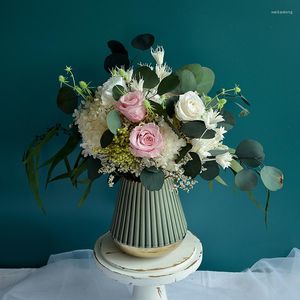 Decoratieve bloemen Groot gedroogd rozenboeket voor decoratie Hoogwaardige bewaard gebleven eucalyptus Hydrangea Wedding Diy Home