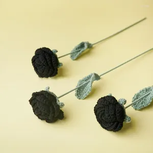 Fleurs décoratives Noir Tricoté Rose Crochet À La Main Fleur Artificielle Faux Bouquet DIY Vase Arrangement Décorations De Mariage Décor À La Maison