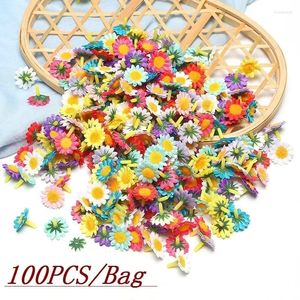 Decoratief bloemen merk 100 stcs/tas 4cm gemengde zijde zonnebloem kunstmatige feestjagboek accessoires slingerdiy bloemendecoratie
