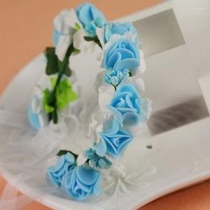 Fleurs décoratives C20, Corsage de poignet de haute qualité avec extrémités de ruban de roses et de baies EVA pour main de demoiselle d'honneur de mariage