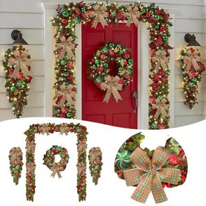 Decoratieve bloemen kerstkaarsen kransen decoraties dode takken wijnstok ring hanger riet slinger deur val krans zonnebloem zonnebloem