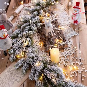 Decoratieve bloemen Kerstmis rattan woonkamer decoratie kunstmatige planten nep dennen naald wijnstok planten ceder met decor winterhuis deco