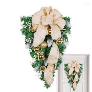 Fleurs décoratives Christmas Teardrop Wreath Door Sign With Golden Bowknot Ball Hanging Festival Plant Decoration Garland