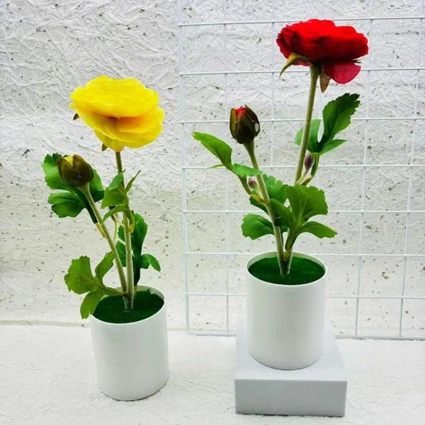 Fleurs décoratives Plantes simulées colorées Fleur de feuillage artificiel durable pour la décoration de la maison