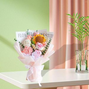 Decoratieve bloemen gehaakt bloemboeket Moederdag met groene bladeren Gebreid kunstmatig voor thuis Jubileumfeest Plank Thanksgiving