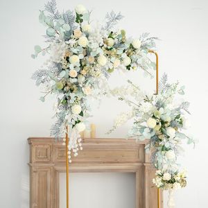 Decoratieve bloemen aangepaste bruiloft nepbloem gebroken boog raam Triangle rij muur el podium achtergrondbal