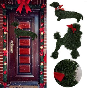 Flores decorativas Dachshund perro corona ramas artificiales hojas verdes guirnalda para puerta de entrada colgador de pared hecho a mano decoración de Navidad