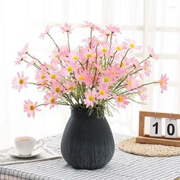 Bouquet de fleurs décoratives de Simulation de marguerite avec 5 têtes, chrysanthèmes persans néerlandais, camomille, décoration de maison pour l'année