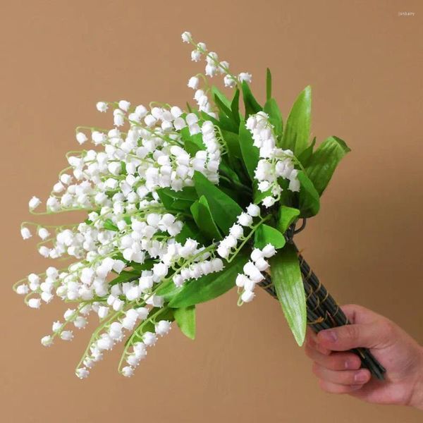 Fleurs décoratives décoration Mariage faux muguet artificiel blanc classique 1 bouquet avec 5 dents