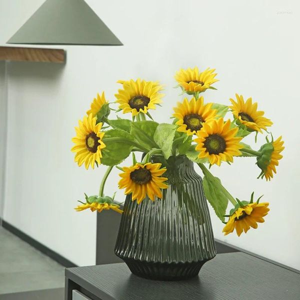 Flores decorativas DIA 9CM PU Feel Flor de girasol artificial Decoración del hogar Sol Decoración de la sala de estar europea