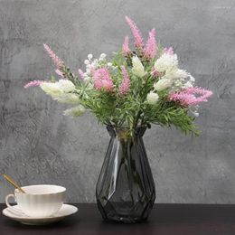 Decoratieve bloemen Duurzaam Faux Lavendel Kleurvast Kunstmatig Geen water geven Slaapkamer Home Decor Valse bloem Boeket