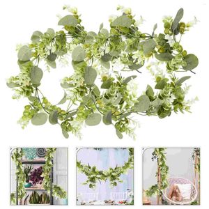 Fleurs décoratives bandes de feuilles d'eucalyptus artificielles suspendues, couronne décorative, fausse vigne verte, fausses plantes en plastique