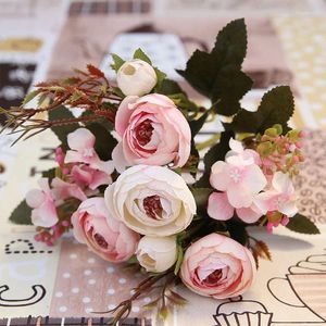 Fleurs décoratives Bouquet de rose artificiel rétro européen pour la décoration de fête de mariage pour le mariage artisanat de jardin de fausses têtes décor