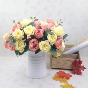 Fleurs décoratives Style européen 10 Roses de thé à la tête Simulate Bouquet Mariage Tissu de soie Décoration Home Decoration avec rose artificielle Bud