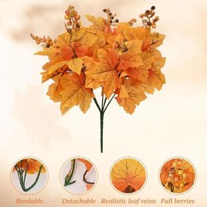 Fleurs décoratives Branche artificielle à feuilles persistantes Détail réaliste