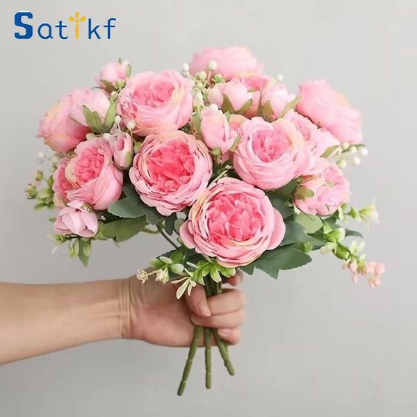 Flores decorativas fábrica venta directa de seda rosa rosa rosa 30 cm ramo falso 5 cabezas grandes 4 brotes decoración de bodas en el hogar accesorio interior