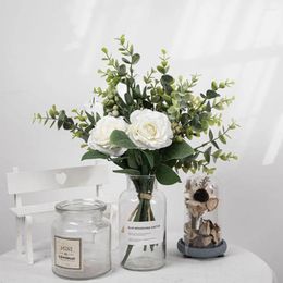 Flores decorativas, decoración de granja, rosas artificiales elegantes, centro de mesa de eucalipto para el hogar, habitación, café y cocina