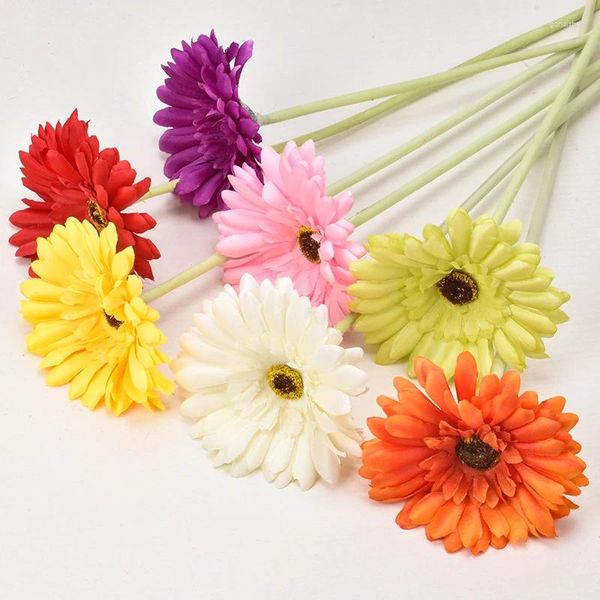 Flores decorativas Flor artificial de moda para la decoración del hogar de la oficina Venta de ramo de gerberas Crisantemo Seda de girasol