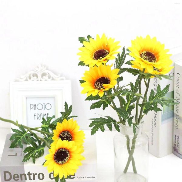 Flores decorativas Faux Girasol Tallo largo Seda Decoración falsa Hogar al aire libre Boda Fiesta de cumpleaños Solo a granel Amarillo