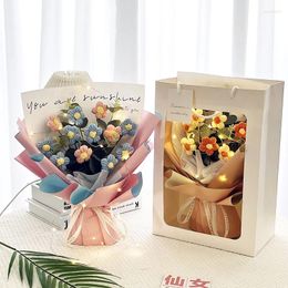 Decoratieve bloemen afgewerkte boeket Haakbloem met lichte snaarverpakking Geschenktas Moederdag Diy Handcraft