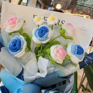 Fleurs décoratives Produit fini glace écrasant Blue Gradient Rose Bouquet tissé bricolage à la main