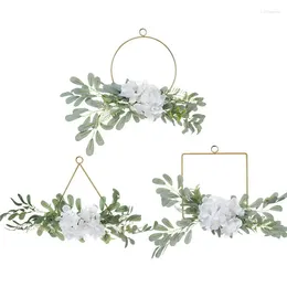 Fleurs décoratives Hoop Floral Couronne Eucalyptus Hortensia White et Willow Feuilles Vine Metal Ring Garland