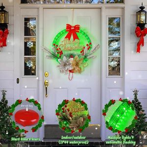 Fleurs décoratives couronnes de Noël incontournables de porte murale de porte murale pende des pignons de pin ornements de couronnes avec des lumières LED pour un cadeau de décoration