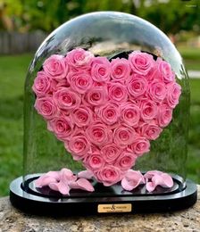 Flores decorativas Hermosas forma de corazón para siempre rosas preservadas eternas en una gran cúpula de vidrio de lujo para el día de San Valentín