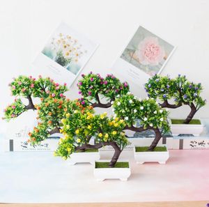 Fleurs décoratives Vert Invité Pin Arbre Avec Mini Roses Fleur En Pot Bonsaï Maison Chambre Salon Fête Bureau Ornement Faux Plantes