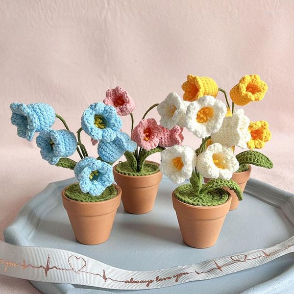 Fleurs décoratives tricotées à la main Lily Of The Valley en pot plantes au Crochet artificielles bonsaï cadeau pour bureau bureau chambre décor ornement