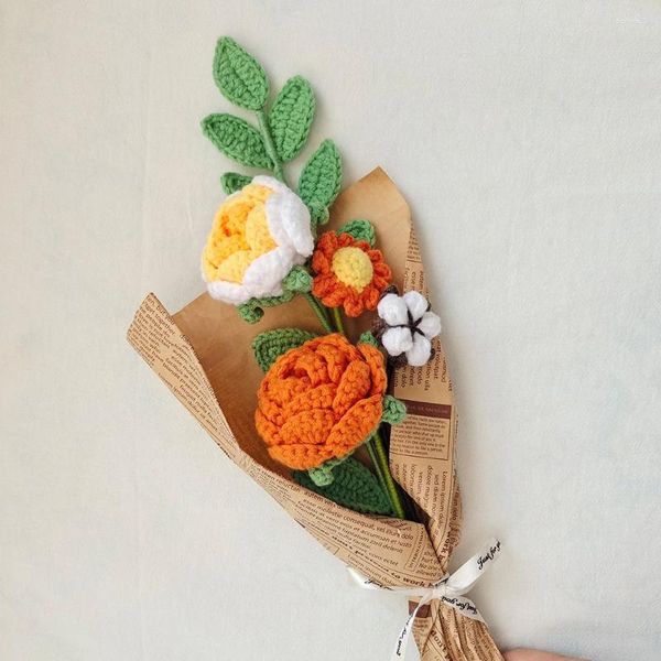 Fleurs décoratives faites à la main, Rose chinoise finie au Crochet, cadeaux d'anniversaire pour la saint-valentin et la fête des mères, tricotés