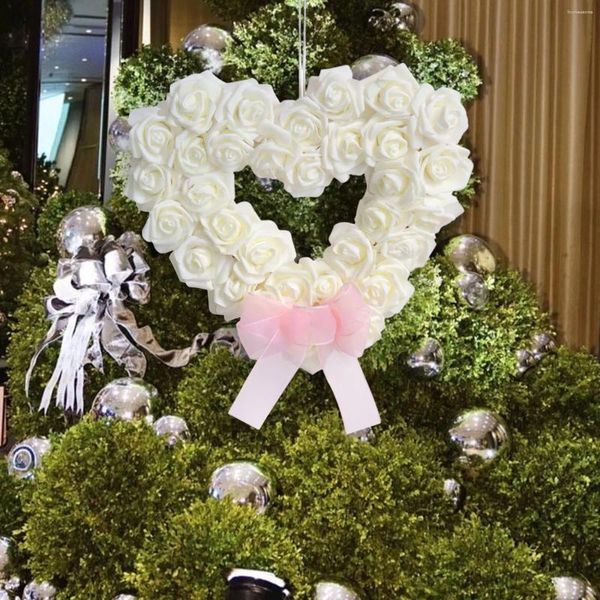 Flores decorativas Corona artificial en forma de corazón / Coronas decorativas de flores de rosas blancas / Guirnalda para boda / Fondo de jardín para el hogar