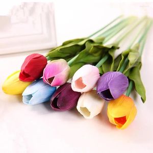 Decoratieve bloemen Hoge kwaliteit 1 stcs Echte touch tulpen kunstmatige PU -boeket voor thuisbroidenkransen