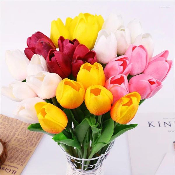 Fleurs décoratives de haute qualité 1pcs blanc artificiel tulip fleur réel tactile pu en cuir maride bouquet de mariage décorations de maison de mariage