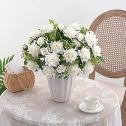 Decoratieve bloemen Home Decor Artificial Rose Bouquet 7-Head Fidelity No Wersering of water nodig