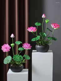 Decoratieve bloemen Home Decor Zen Kunstmatige lotus Potplanten Chinese stijl Indoor aanbieden Boeddha -platform Decoratie Simulatie Fake